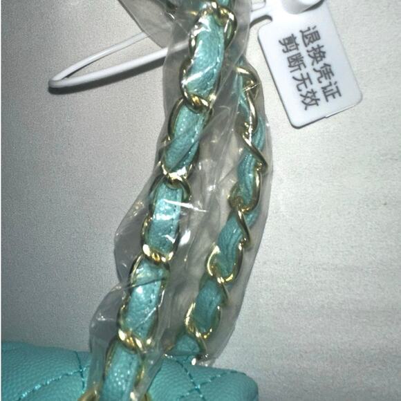 Chanel Tiffany Blue Caviar Quilted Classic gold hardware - Picture 4 of 5